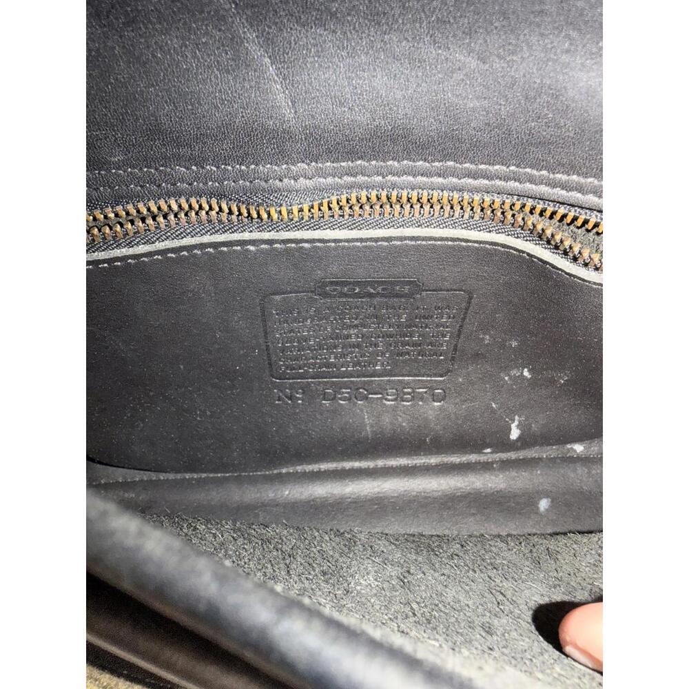 Vintage Coach Court Bag Black Leather Crossbody Turnlock USA Classic - Picture 3 of 7